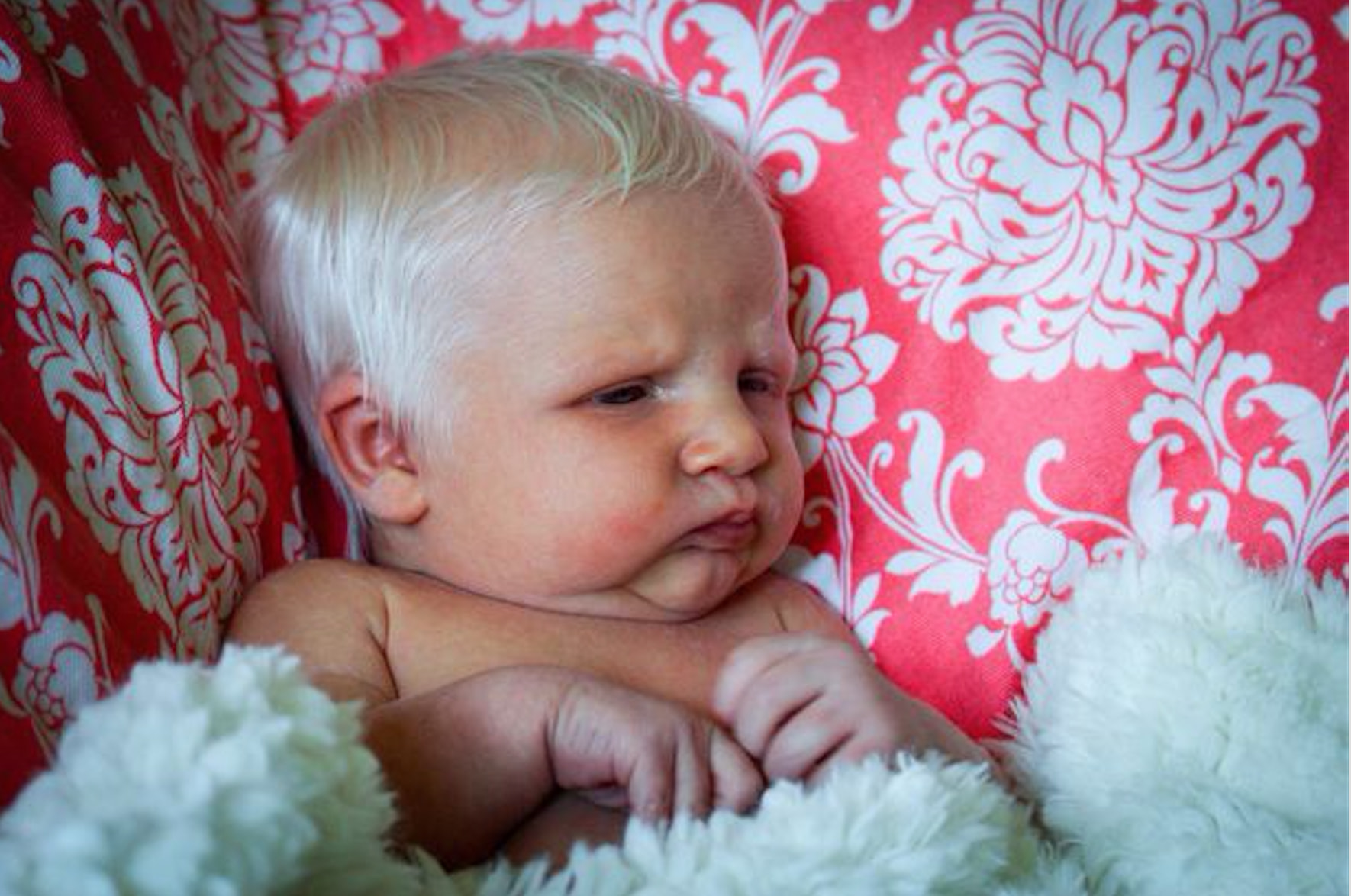 A Newborn Baby Looks Like Daenerys And The Is Going To Pieces