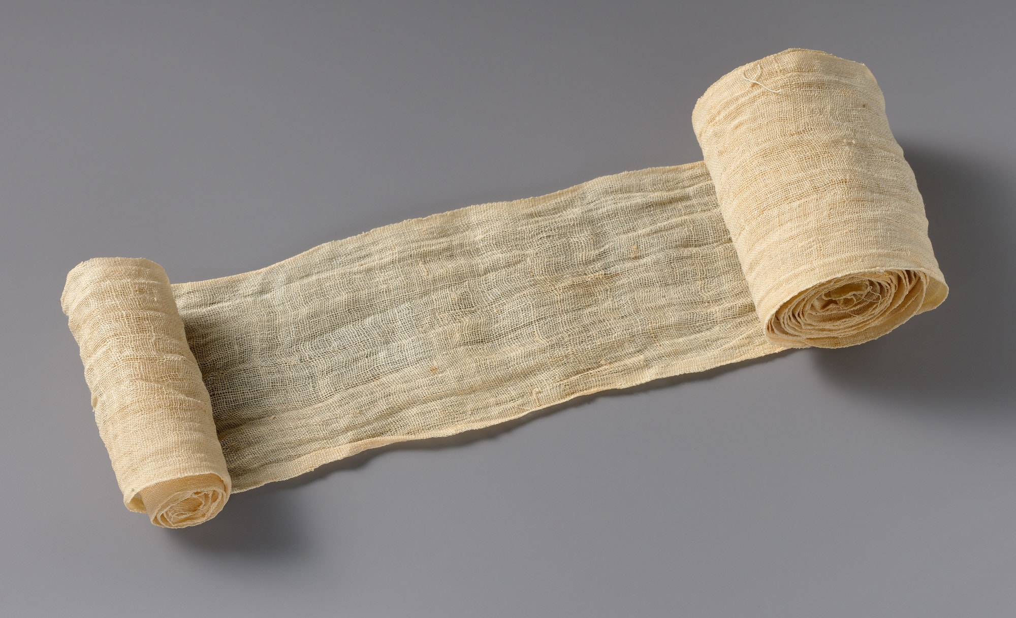 Бинт (бандаж) мед эласт адгезивн. Материалы для перевязки. Мед. "meridian" 4м х 8см. Многоразовый бинт.